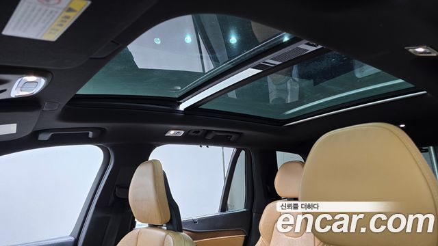Volvo XC90 2017 — photo 18