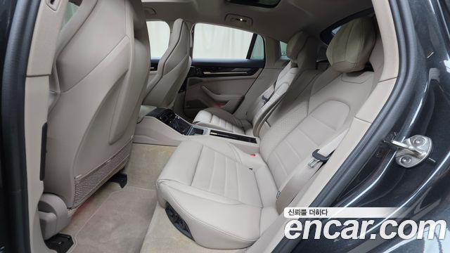 Porsche Panamera 2024 — photo 18