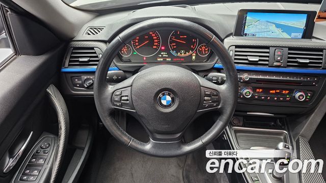 BMW Gran Turismo 2015 — photo 19