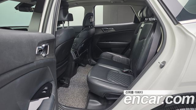 Kia Sportage 2022 — photo 29
