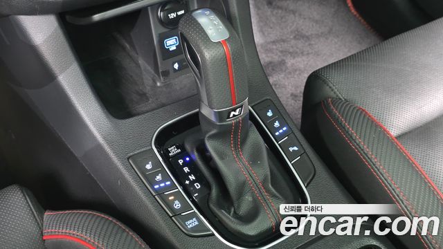 Hyundai i30 2020 — photo 9