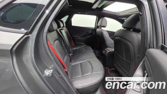 Hyundai i30 2020 — photo 11
