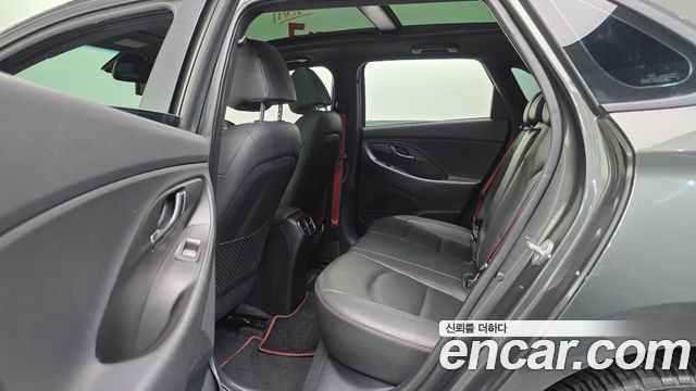 Hyundai i30 2020 — photo 12