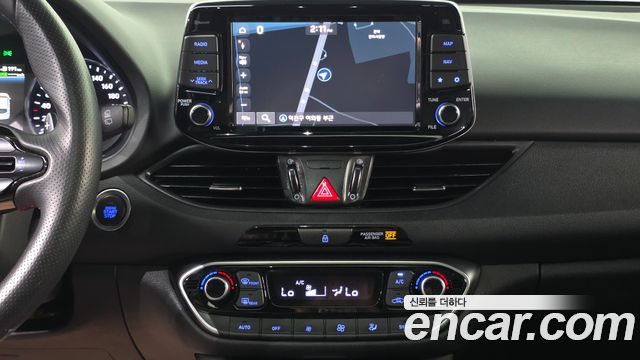 Hyundai i30 2020 — photo 13