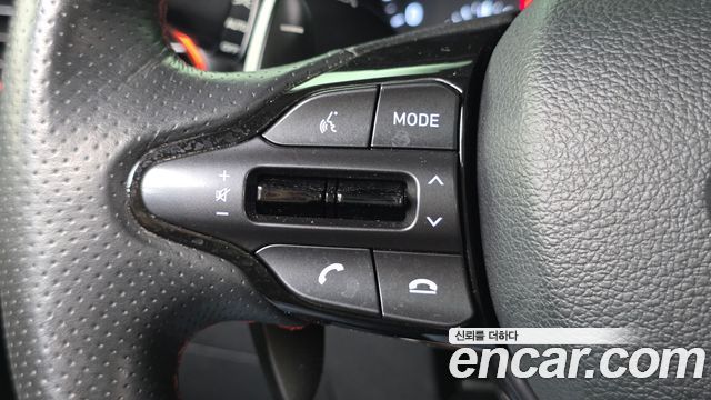 Hyundai i30 2020 — photo 16