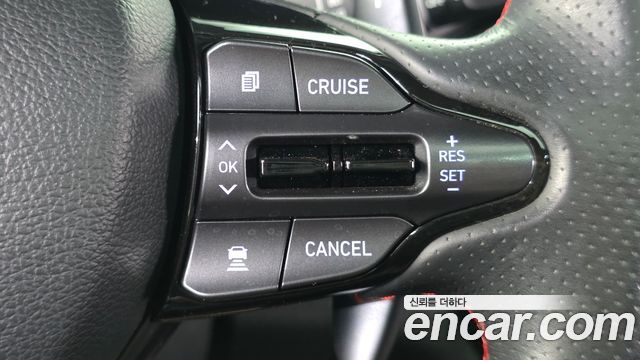 Hyundai i30 2020 — photo 17