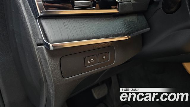 Volvo XC90 2023 — photo 27