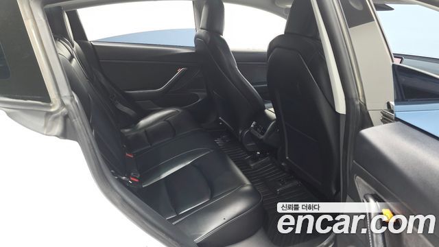 Tesla Model 3 2020 — photo 17
