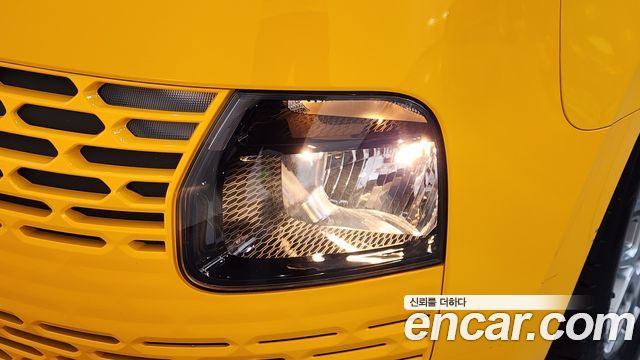 Hyundai Staria 2022 — photo 8