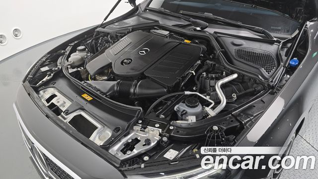 Mercedes-Benz E-Class 2024 — photo 6