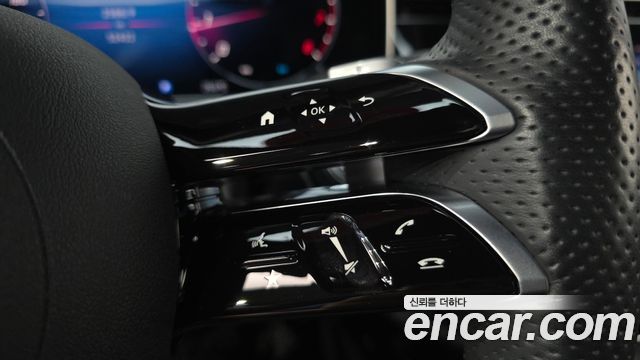 Mercedes-Benz E-Class 2024 — photo 28