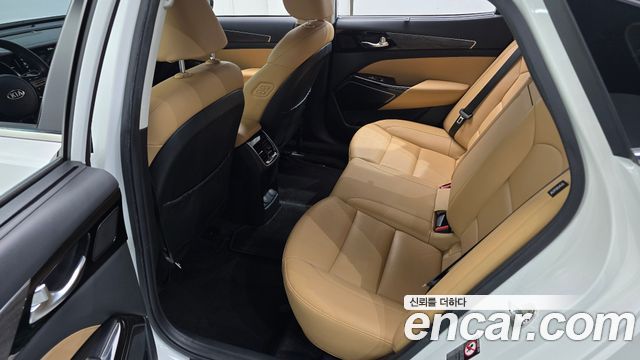 Kia K7 2020 — photo 18
