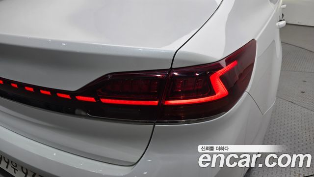 Kia K7 2020 — photo 9