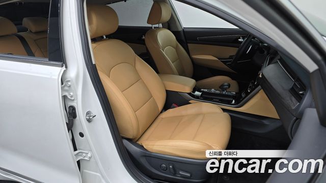 Kia K7 2020 — photo 16