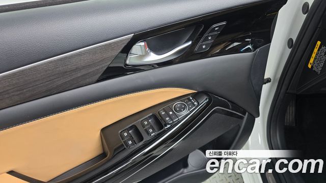 Kia K7 2020 — photo 30