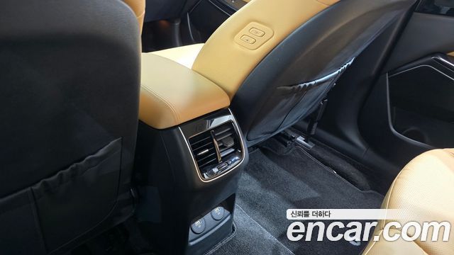 Kia K7 2020 — photo 31
