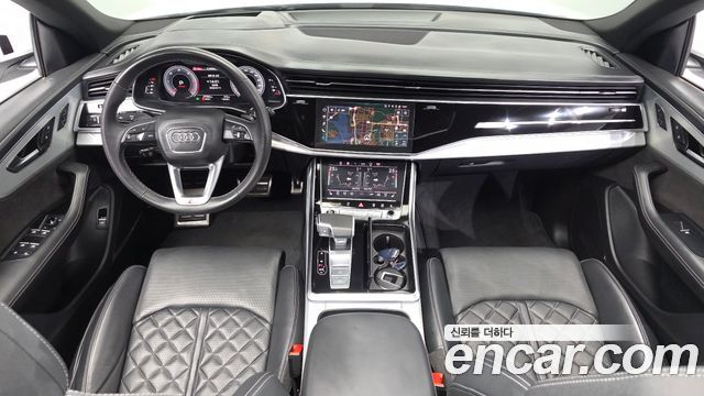 Audi Q8 2021 — photo 10
