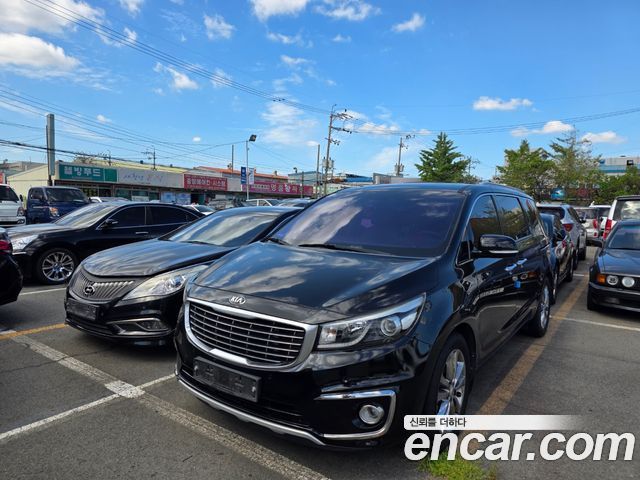 Kia Canival 2016 — photo 1