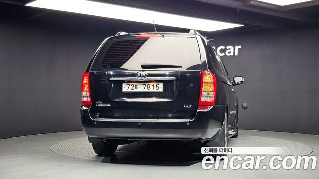 Kia Canival 2013 — photo 4