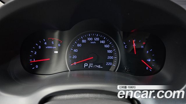 Kia Canival 2013 — photo 8