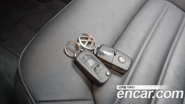 Volkswagen Passat 2018 — photo 33