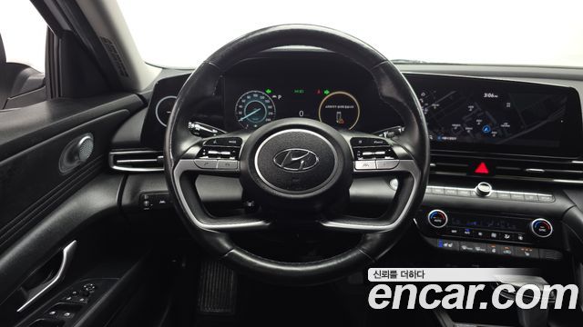 Hyundai AVANTE 2021 — photo 19