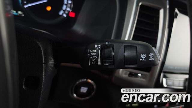 KG Mobility Rexton 2019 — photo 26