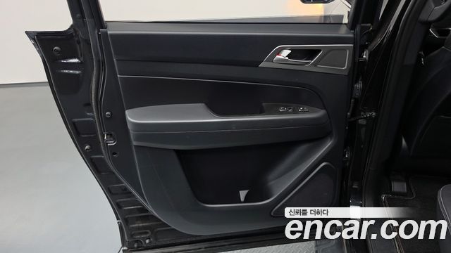 KG Mobility Rexton 2019 — photo 15
