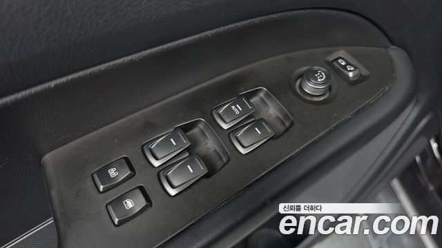 KG Mobility Rexton 2019 — photo 28