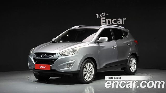Hyundai Tucson 2011 — photo 1
