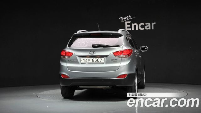 Hyundai Tucson 2011 — photo 4