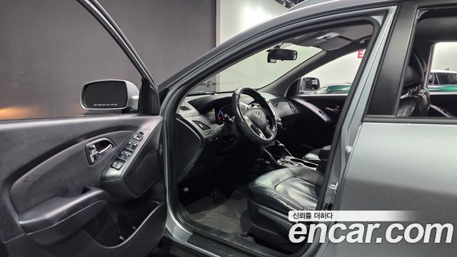 Hyundai Tucson 2011 — photo 10