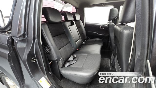 KG Mobility KORANDO 2014 — photo 17