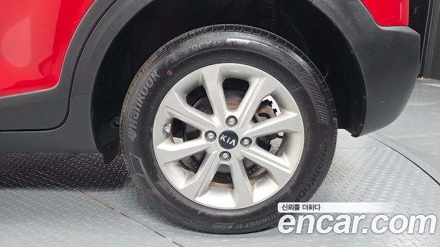 Kia Stonic 2019 — photo 7