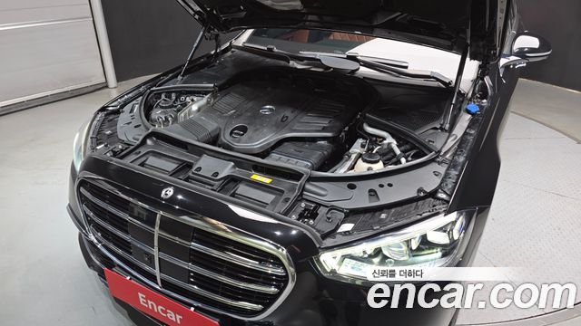 Mercedes-Benz S-Class 2022 — photo 6