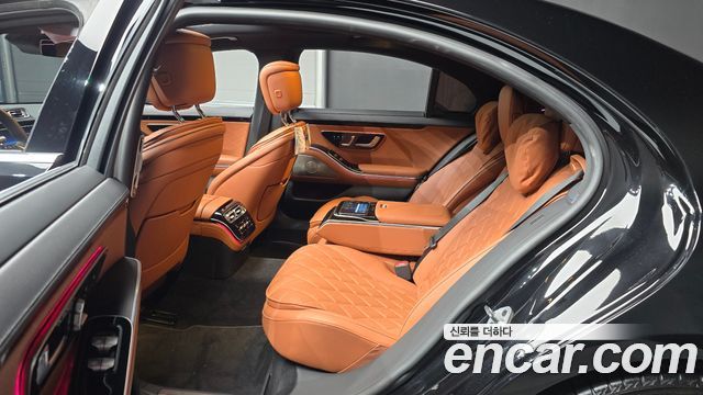 Mercedes-Benz S-Class 2022 — photo 18