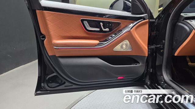 Mercedes-Benz S-Class 2022 — photo 14