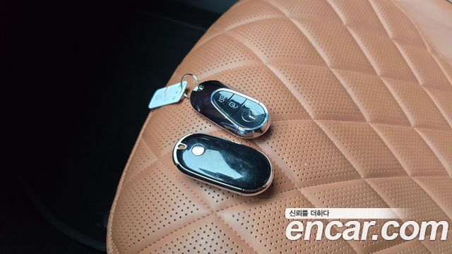 Mercedes-Benz S-Class 2022 — photo 30