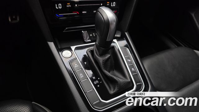 Volkswagen Arteon 2022 — photo 12