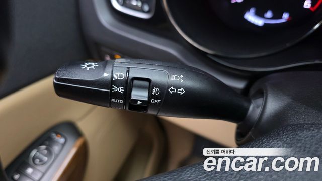Kia Canival 2017 — photo 29