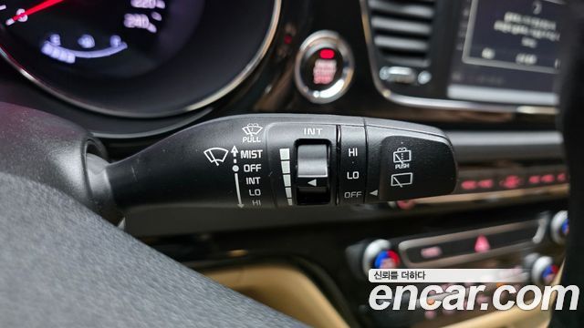 Kia Canival 2017 — photo 30