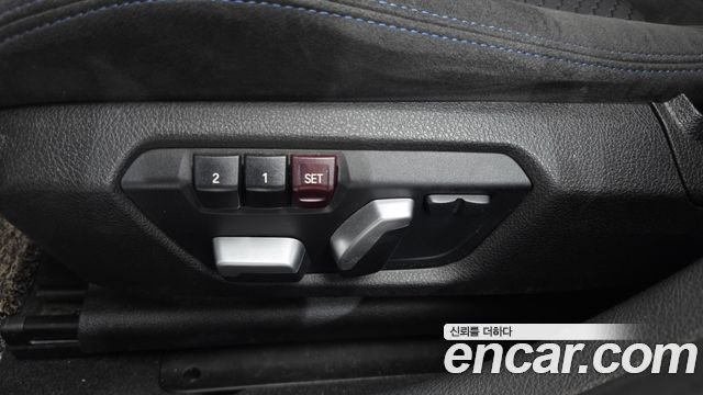 BMW 1-Series 2018 — photo 14