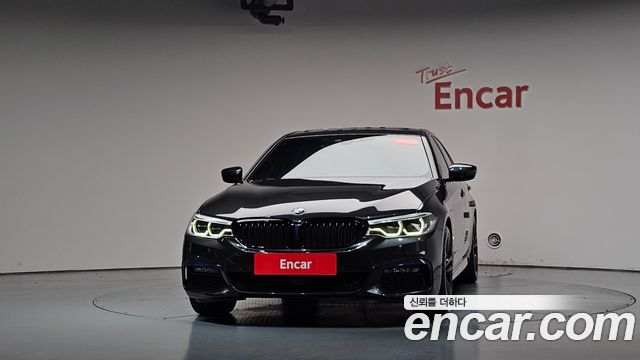 BMW 5-Series 2020 — photo 3