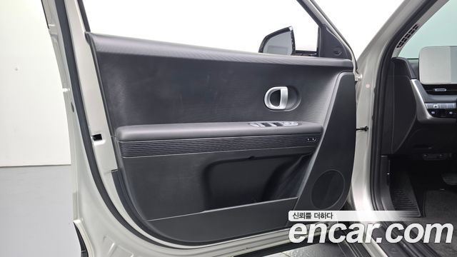 Hyundai Ioniq5 2022 — photo 14