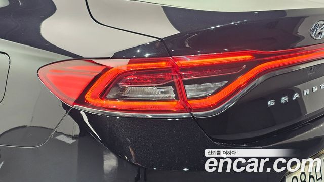 Hyundai Grandeur 2019 — photo 9
