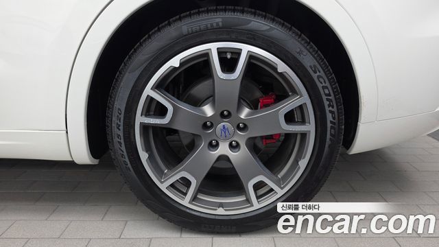 Maserati Levante 2018 — photo 7