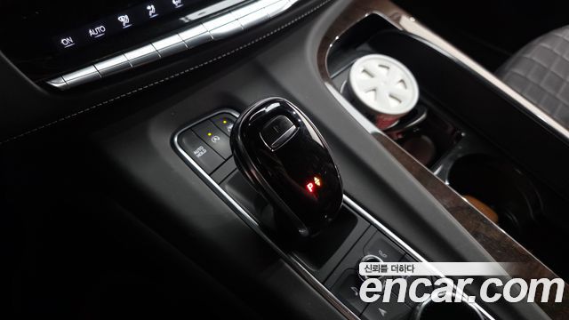 Cadillac Escalade 2021 — photo 9