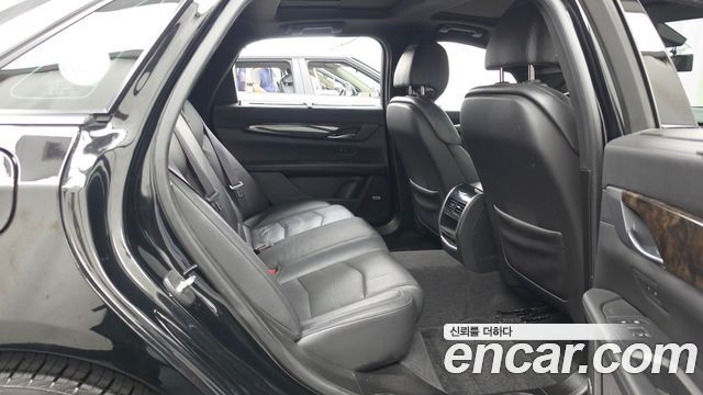 Cadillac CT6 2016 — photo 12