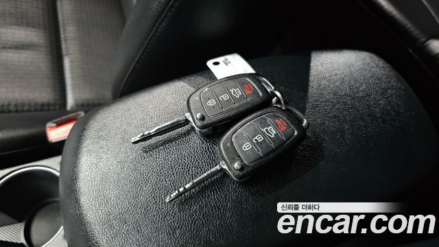 Hyundai AVANTE 2015 — photo 19