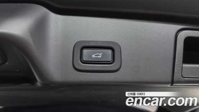 Land Rover Range Rover Evoque 2020 — photo 23